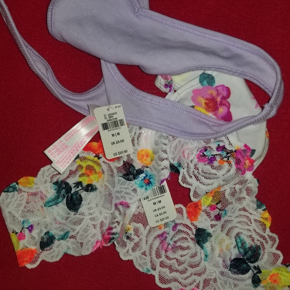 NWT VS thongs - Picture 1 of 4